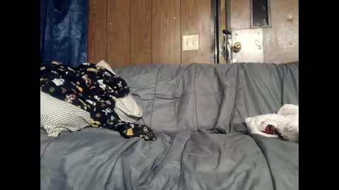 Yolovevil1111 online show from 11.29.25