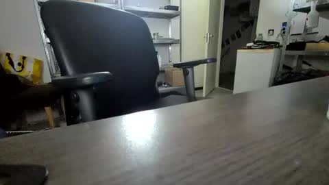 Snapshot of wnhz27 chatting on 10.23.25 wnhz27 online show from 10.23.25