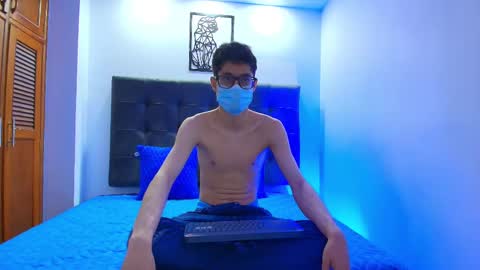 Snapshot of wolfan_sky chatting on 01.23.25 W O L F online show from 01.23.25