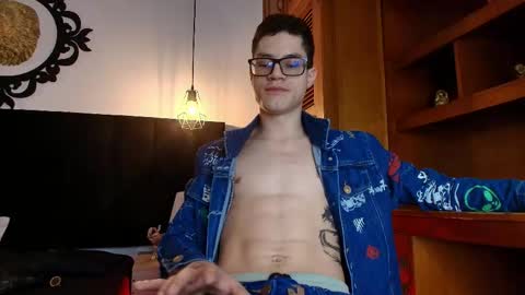  W O L F  online show from 04.13.26