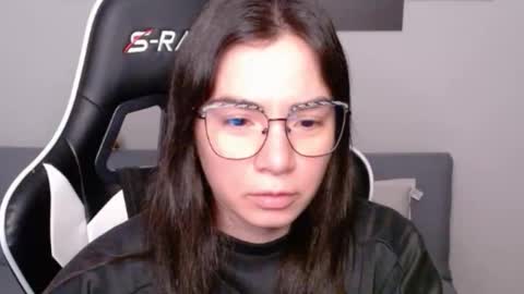 Alex online show from 04.14.26