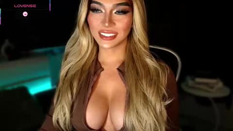 Julia online show from 11.22.25