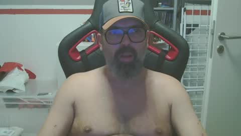 Snapshot of womenizzeer chatting on 12.06.24 Adam online show from 12.06.24