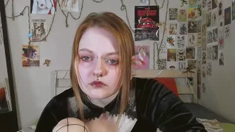 Snapshot of wonderconnie chatting on 05.30.26 wonderconnie online show from 05.30.26