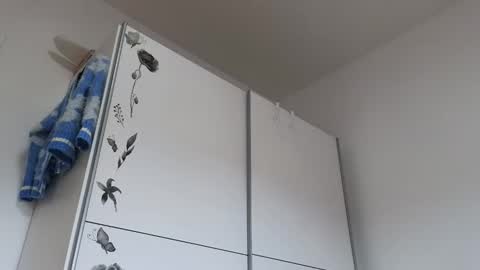 Wondergirl online show from 09.20.25