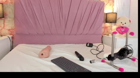 wonderkloe_ online show from 03.31.26