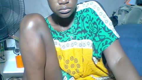 Snapshot of wonders0786 chatting on 10.30.25 Your black bunny online show from 10.30.25