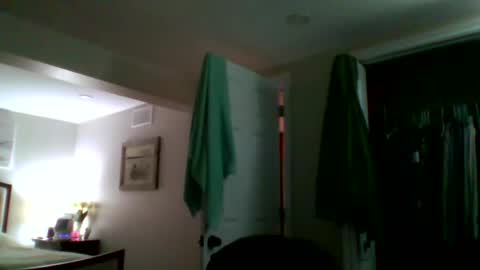 woodeee77 online show from 02.06.26