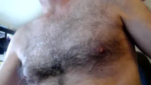 Snapshot of woodiesays chatting on 09.10.25 WoodieSays online show from 09.10.25