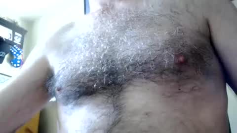 Snapshot of woodiesays chatting on 09.27.25 WoodieSays online show from 09.27.25