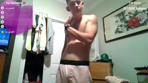 Snapshot of woodson5432 chatting on 09.11.25 LongNThrobbn online show from 09.11.25