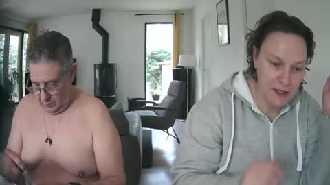 woodwurm and Snoeske online show from 02.06.25