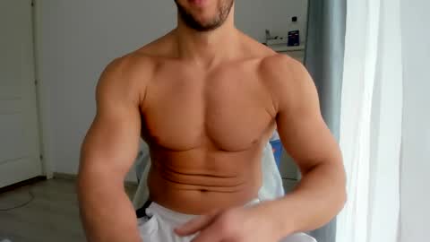 Wolfie online show from 12.08.24