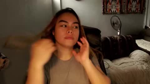 Snapshot of workingbabe41688 chatting on 10.26.25 workingbabe41688 online show from 10.26.25