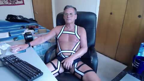 Large one  online show from 04.12.26