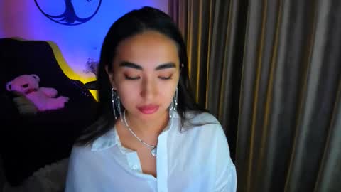 dudetta Kim online show from 11.25.25