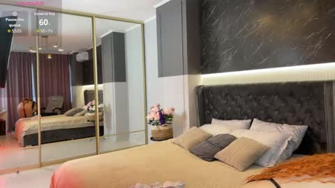 Maya online show from 04.17.26