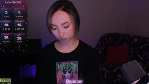 Snapshot of wow_sue chatting on 12.03.24 Sue online show from 12.03.24