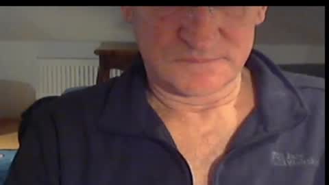 Snapshot of wuki123 chatting on 02.17.25 Wuki online show from 02.17.25