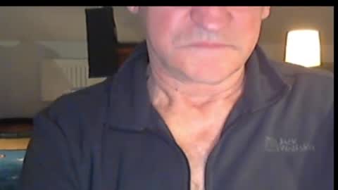 Snapshot of wuki123 chatting on 03.08.25 Wuki online show from 03.08.25