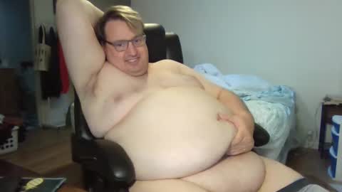 Snapshot of wvalentinox chatting on 12.07.24 WValentinoX online show from 12.07.24