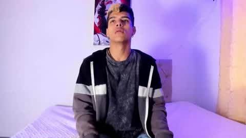 wyatt online show from 10.04.25