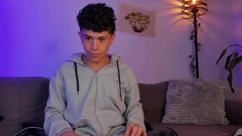 wyatt online show from 01.05.25