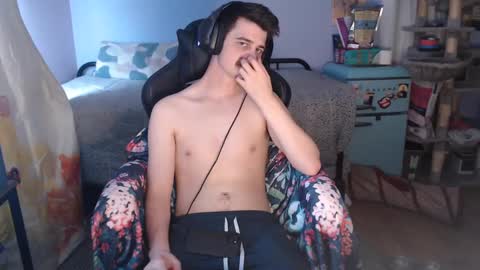 Wyatt online show from 10.04.25