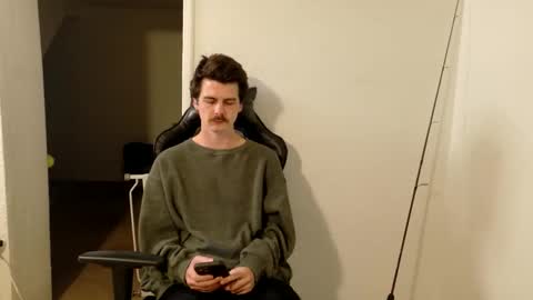 Wyatt online show from 04.10.26