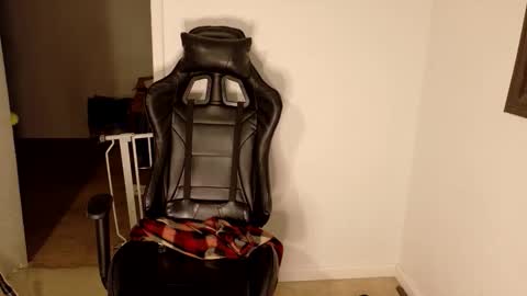 Wyatt online show from 04.12.26