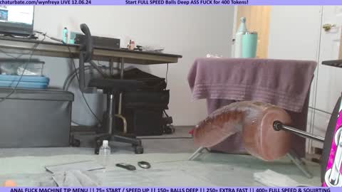 Snapshot of wynfreya chatting on 12.06.24 Wyn online show from 12.06.24