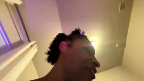 Snapshot of wynterheat chatting on 11.09.25 Wynter Heat online show from 11.09.25