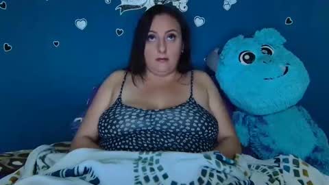 Snapshot of x_channel_x chatting on 09.11.25 Karen online show from 09.11.25