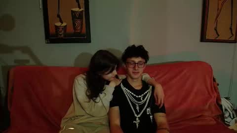 Snapshot of x_files_t chatting on 10.01.25 Philipp and Este online show from 10.01.25