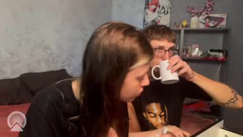Philipp and Este online show from 07.17.26