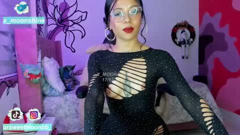 Snapshot of x_moonshine chatting on 12.18.24 s s s online show from 12.18.24