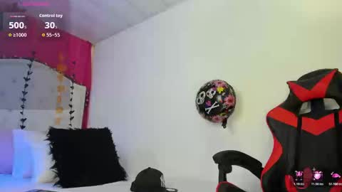 Snapshot of xaandergrey chatting on 10.29.25 xaanderGrey online show from 10.29.25