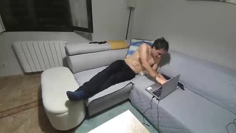 xalegarmax online show from 10.03.25