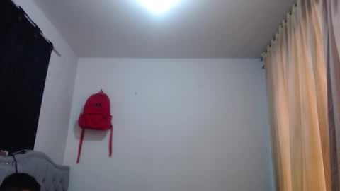 Snapshot of xalejo_max chatting on 10.11.25 xalejo_max online show from 10.11.25