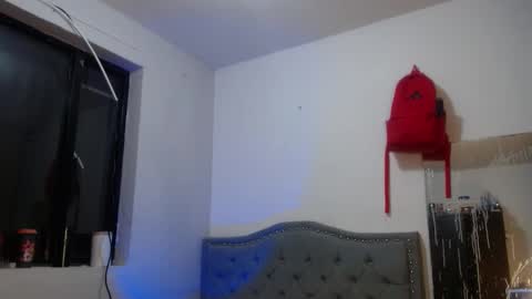 Snapshot of xalejo_max chatting on 10.24.25 xalejo_max online show from 10.24.25