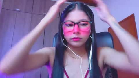 XALLYSONX online show from 06.07.26