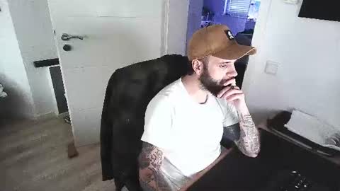 Snapshot of xamrelgneal chatting on 06.24.26 xamrelgneal online show from 06.24.26
