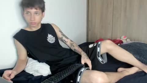 Snapshot of xamyu chatting on 12.10.24 Xam online show from 12.10.24