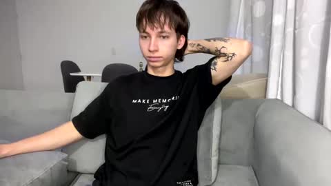 Snapshot of xamyu chatting on 02.25.25 Xam online show from 02.25.25