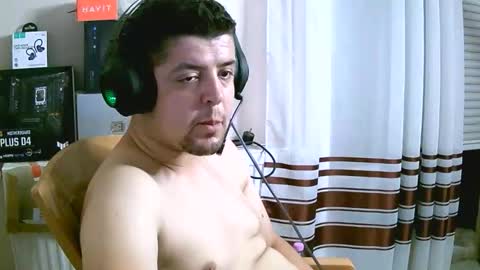 Snapshot of xander717742 chatting on 09.18.25 arab bigdick online show from 09.18.25