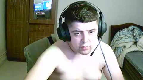 Snapshot of xander717742 chatting on 10.15.25 arab bigdick online show from 10.15.25