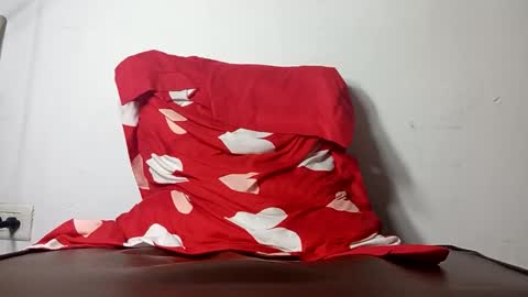 Snapshot of xander743 chatting on 10.30.25 Xander online show from 10.30.25