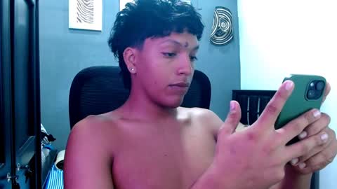 Snapshot of xander_bonnet1 chatting on 01.27.25 Xander bonnet online show from 01.27.25