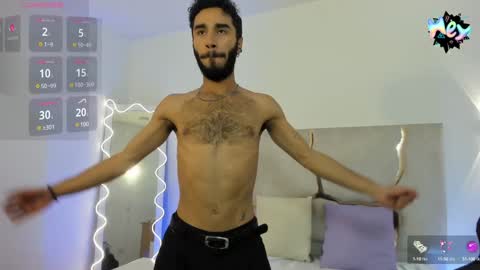 Snapshot of xander_tay chatting on 01.08.25 ISSANDER online show from 01.08.25