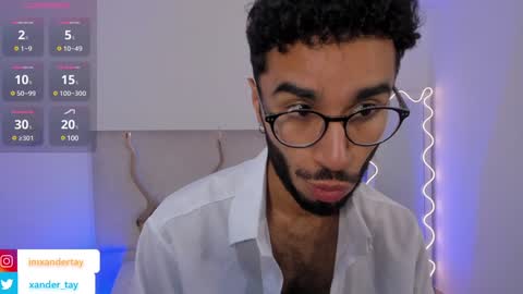 Snapshot of xander_tay chatting on 01.29.25 ISSANDER online show from 01.29.25